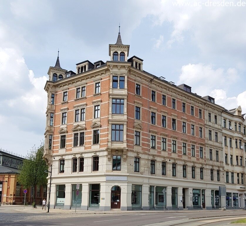 Helle 2-Raum-Wohnung im sanierten Altbau im Zentrum von Chemnitz Helle 2-Raum-Wohnung im sanierten Altbau im Zentrum von Chemnitz