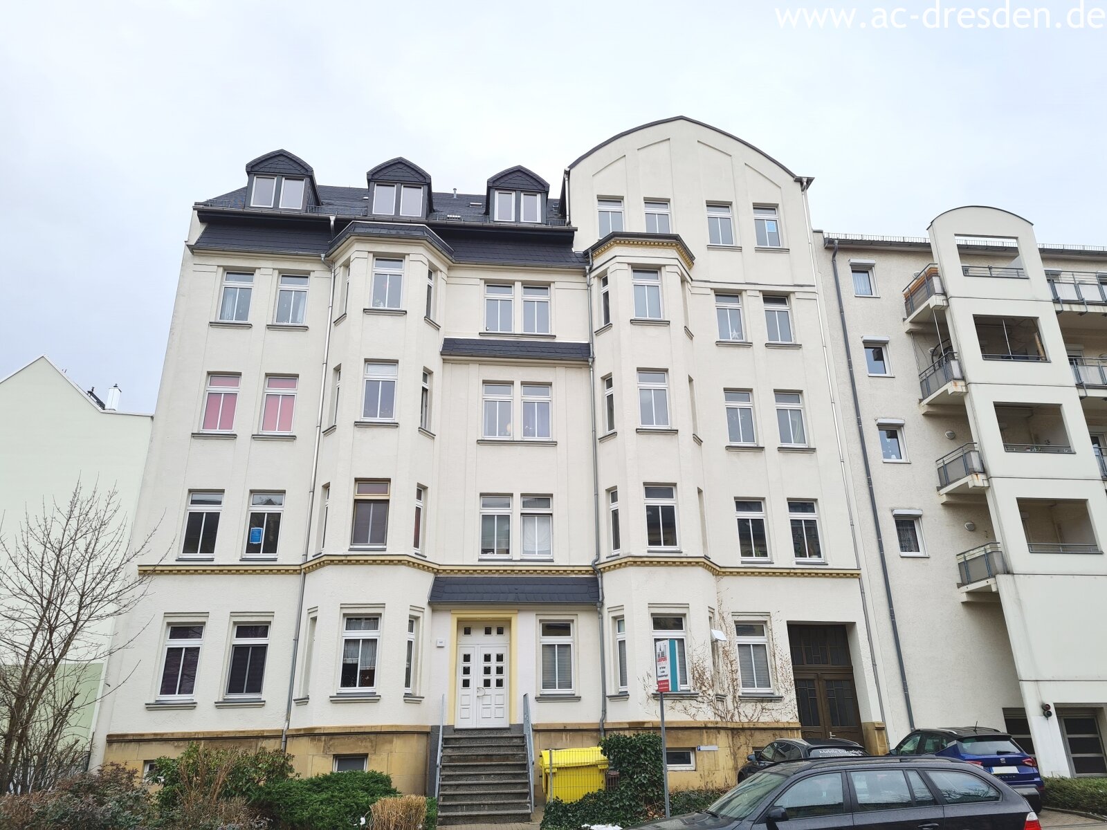 Ansprechende 2-Raum-Wohnung mit Balkon in einem liebevoll kernsanierten Gründerzeithaus im Lutherviertel Ansprechende 2-Raum-Wohnung mit Balkon in einem liebevoll kernsanierten Gründerzeithaus im Lutherviertel